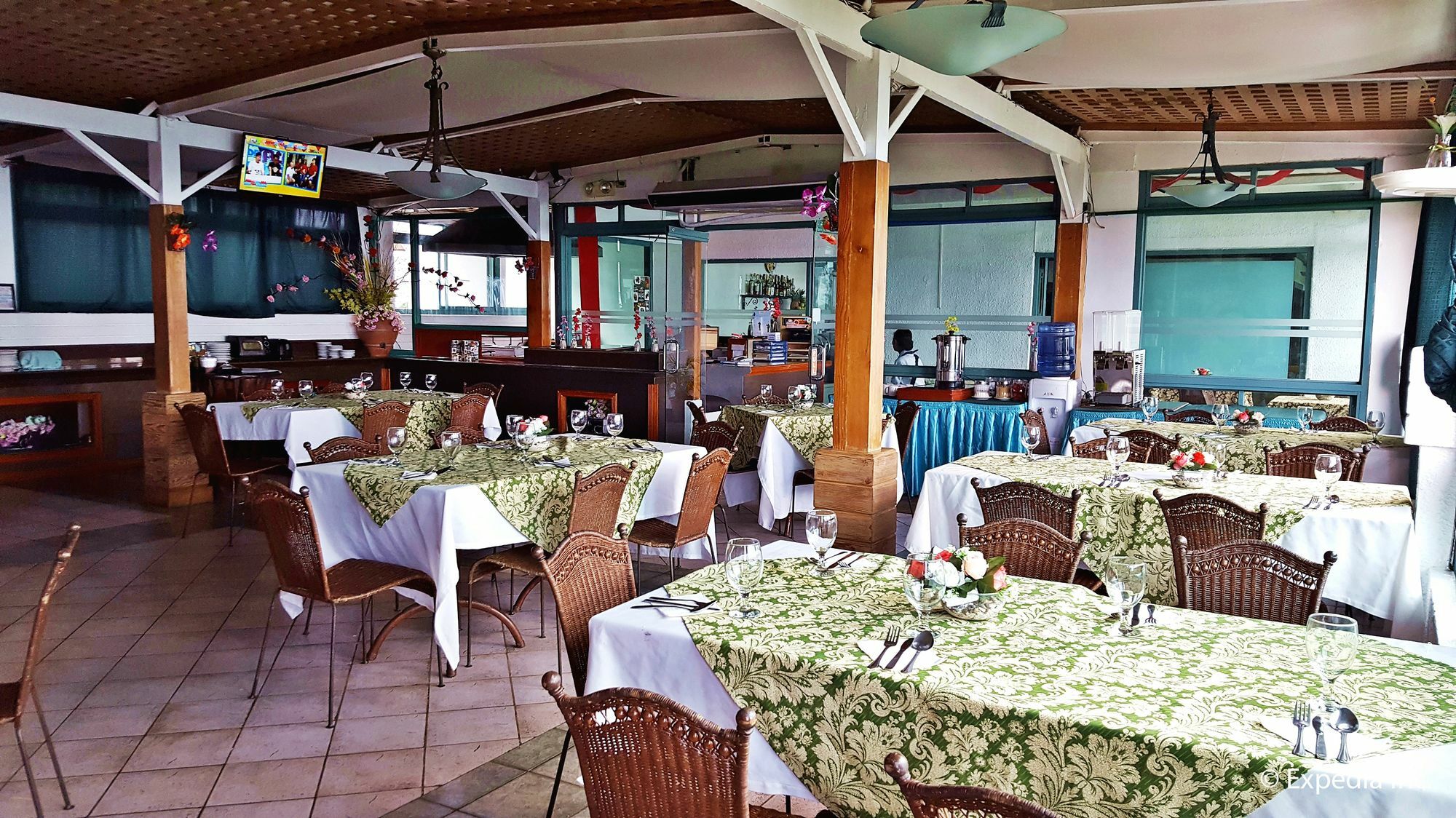 Days Hotel Tagaytay Tagaytay City Екстериор снимка