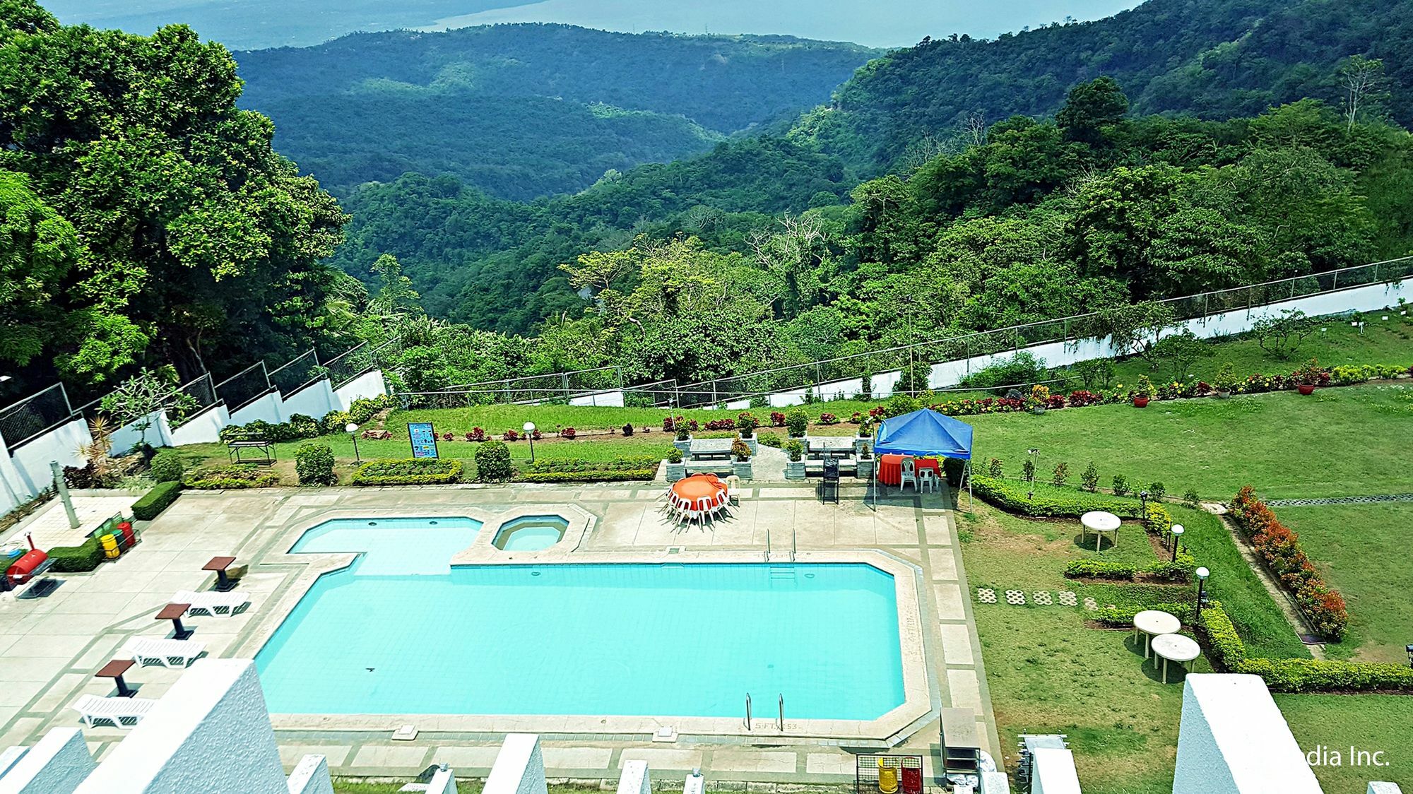 Days Hotel Tagaytay Tagaytay City Екстериор снимка